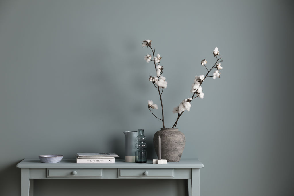 Revamping a hallway runner table with chalk paint is an ideal beginner’s project. Photo: Haymes Paint