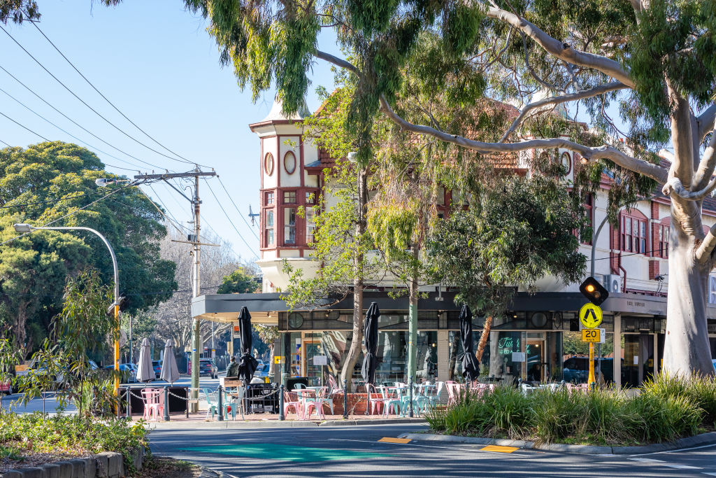 Glen Huntly Road is bustling with local spots for a bite.  Photo: Greg Briggs