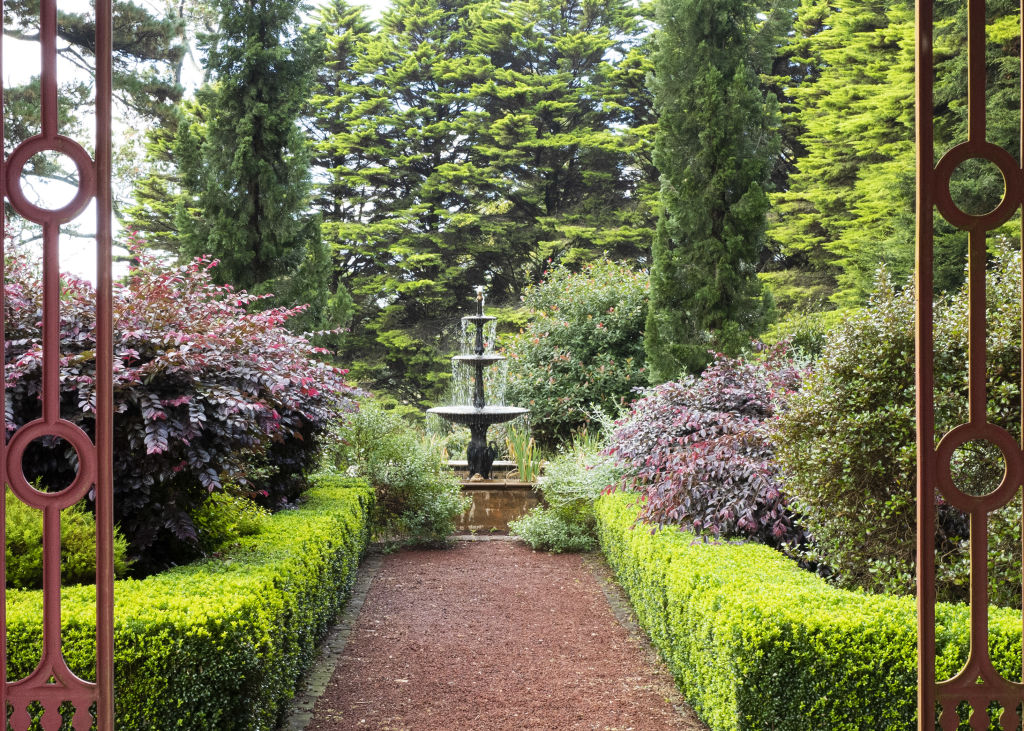 Manicured gardens at Osborne House, Southern Highlands. Photo: Anne Stroud