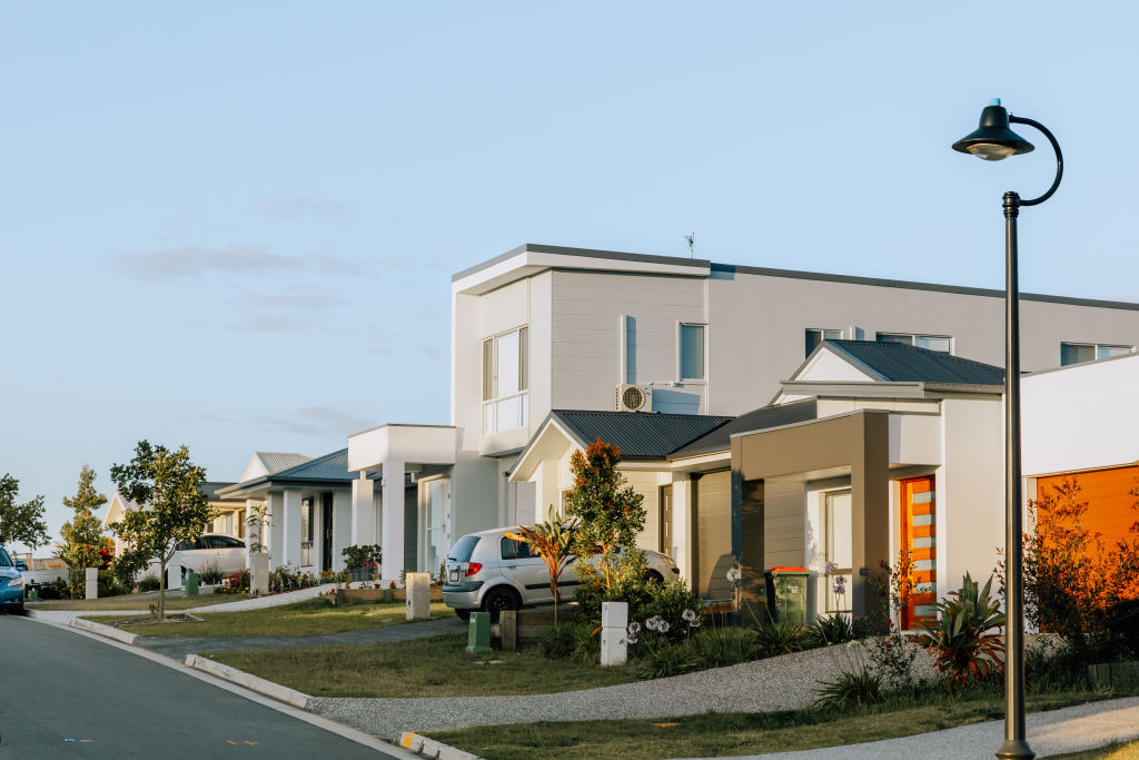 Suburb Property Profile: Coomera, QLD 4209 - iBuildNew