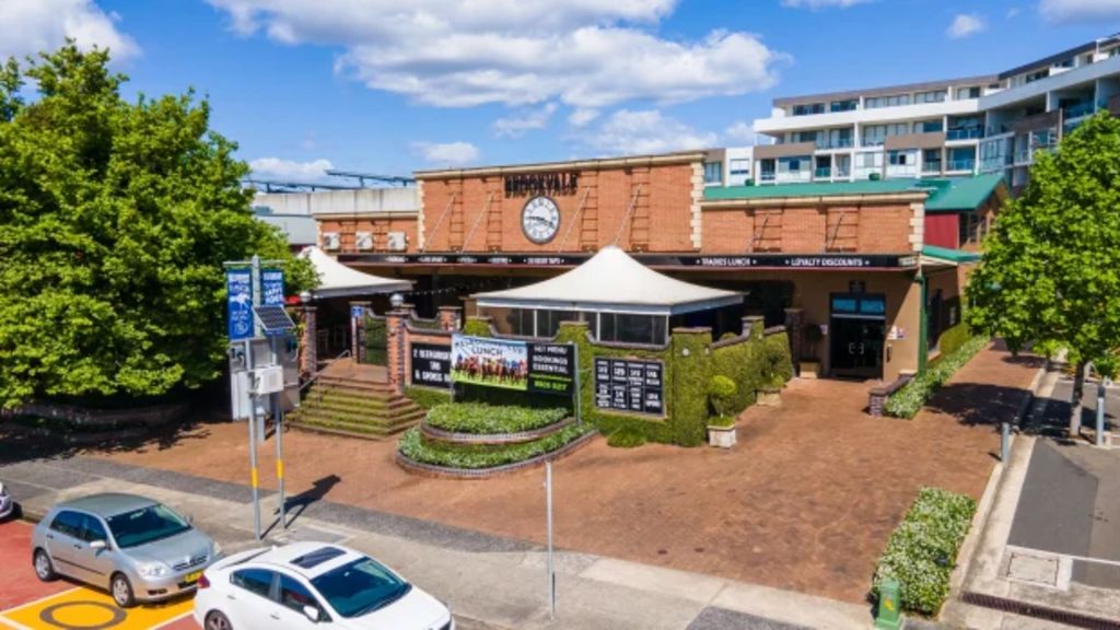 Local publican family snaps up Manly's Brookvale Hotel for $40m