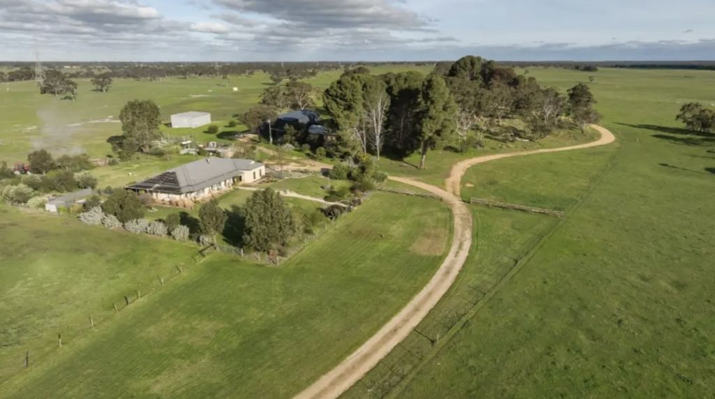 Paddy Handbury sells SA aggregation to local families for $33m