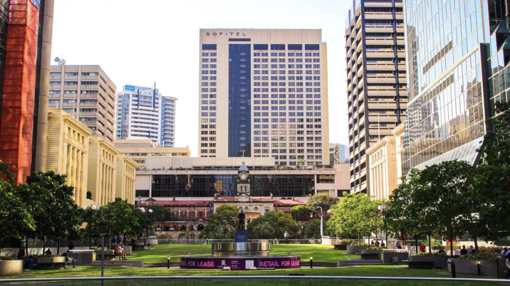 Sofitel Brisbane sold to Singaporean billionaire's CDL for $178m