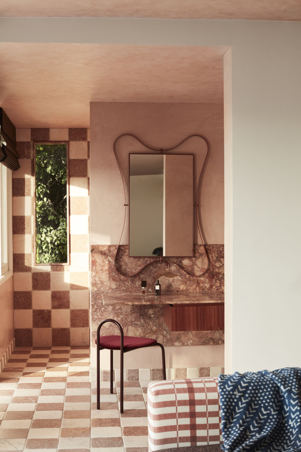 The use of colour is done with exceptional detail throughout the home.  Photo: Prue Ruscoe.