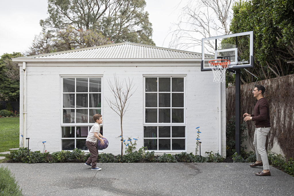 The home is set within an expansive 1400-square-metre parcel of land. Photo: Natalie Jeffcott