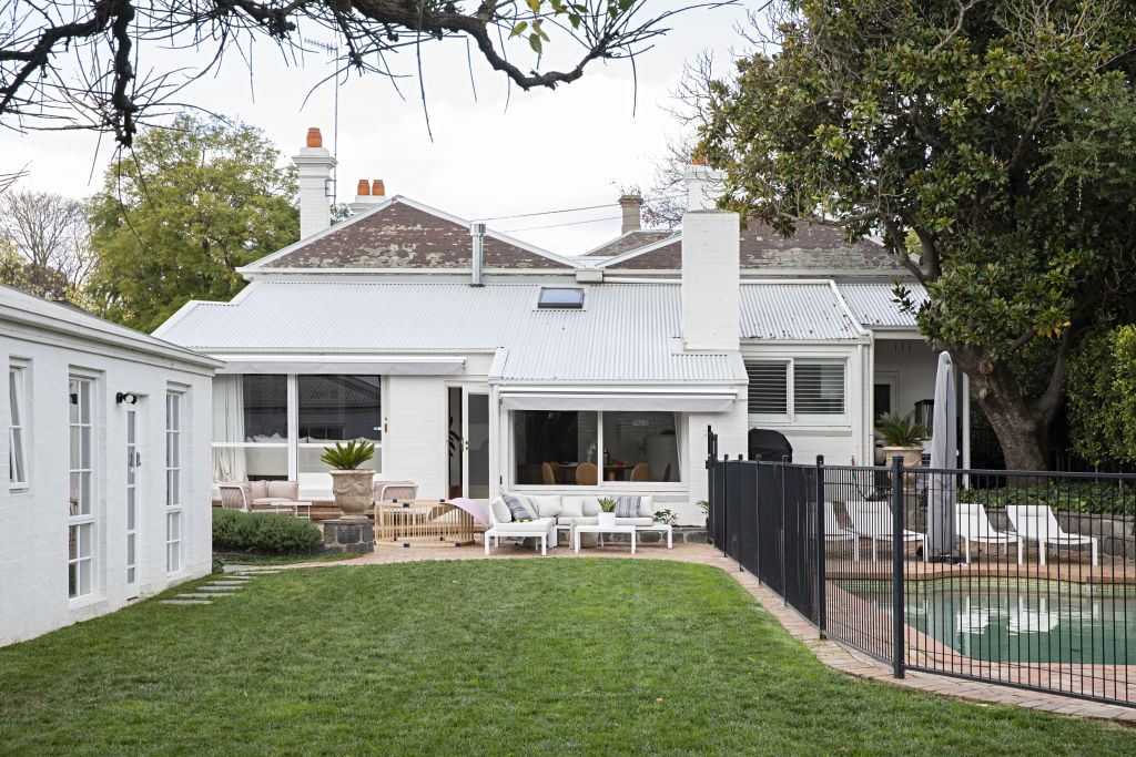 The garden was renewed by Nathan Burkett Landscape Architecture. Photo: Natalie Jeffcott