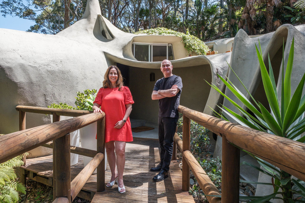 No corners, all curves: The sculptural home that had its owners hooked