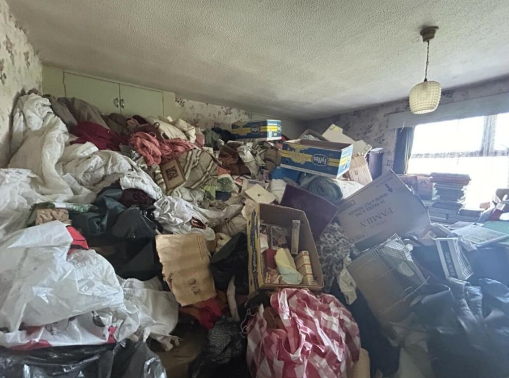 The London terrace for sale is overflowing with leftover belongings. Photo: Allsop Auctions/Rightmove