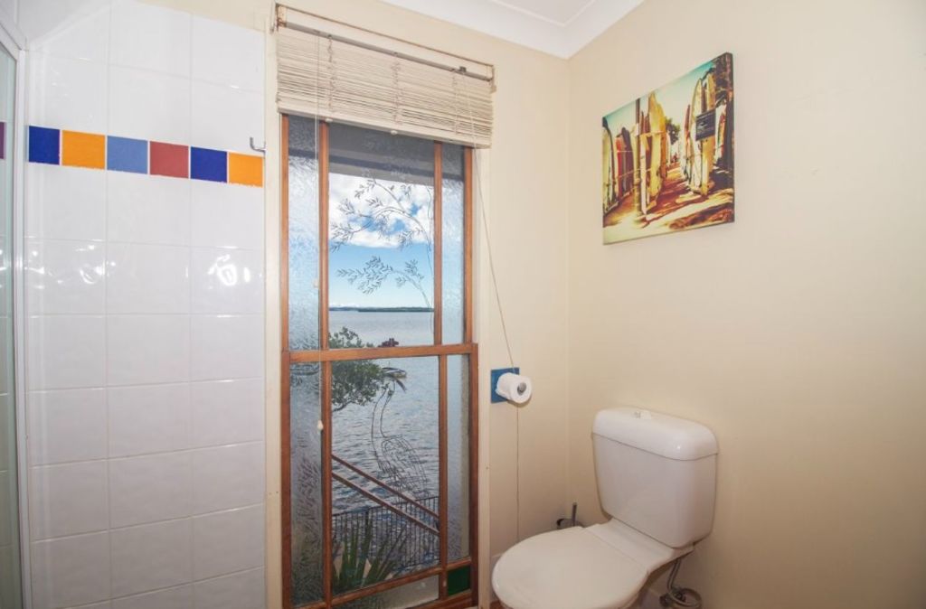 'Loo with a view' is the standout feature of this Aussie home for sale. Photo: Bay Islands Property