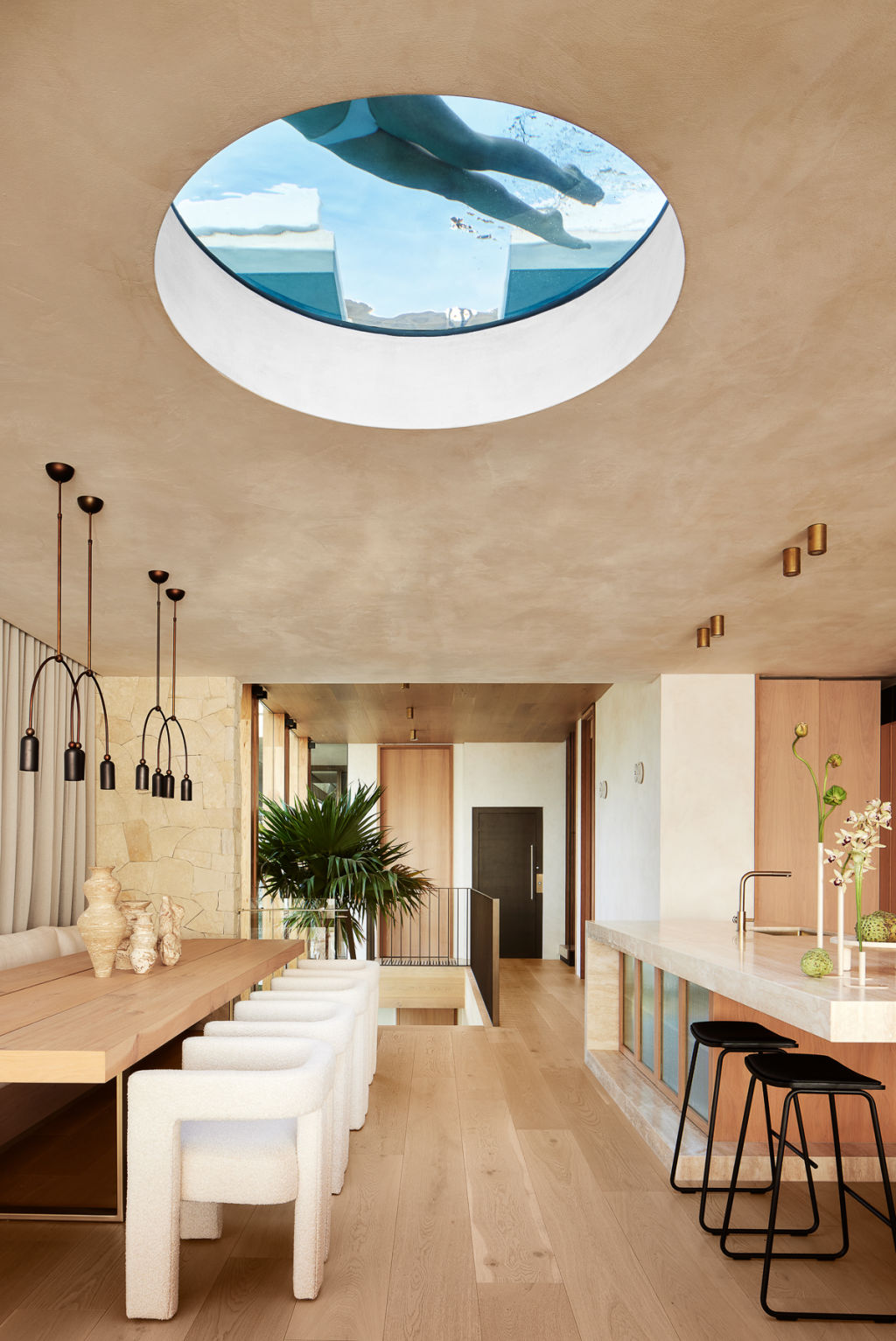 Aussie home's dining room will absolutely stun. Photo: Brock Beazley/Paul Clout Design