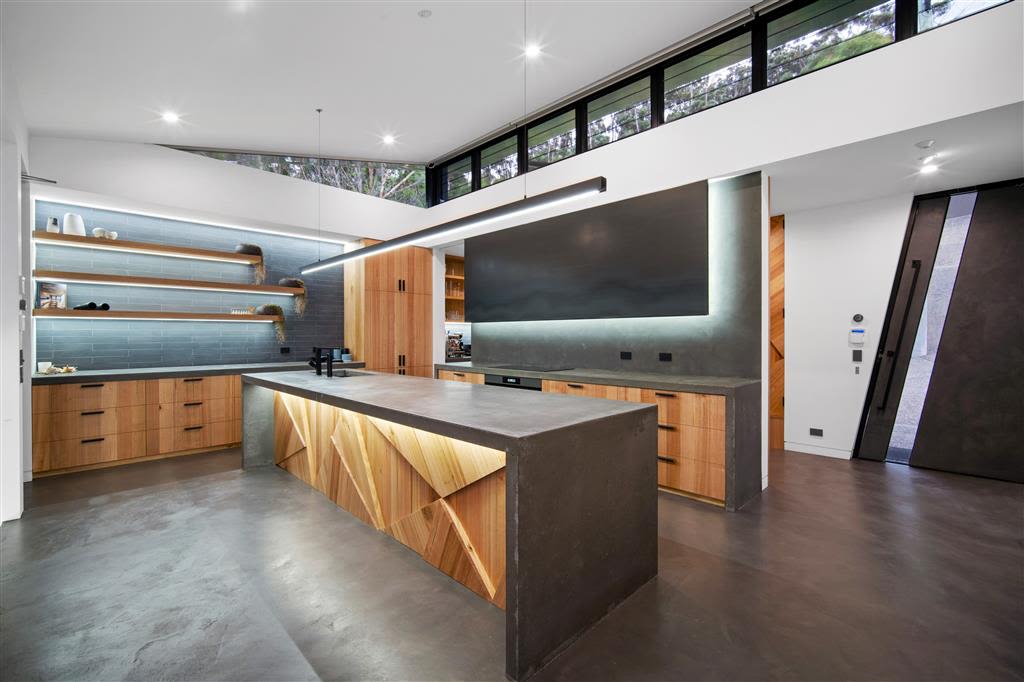 The geometric details continue throughout the kitchen. Photo: HIA/BCM Homes