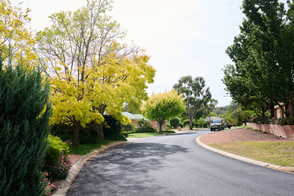 Jerrabomberra: The 'tight community' where pretty homes meet wetlands ...