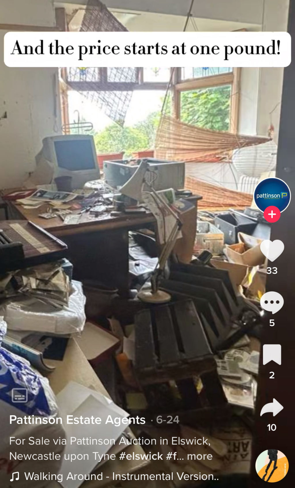 The retro computer is among the debris packed into every inch of the homes. Photo: @Pattinson_ea TikTok