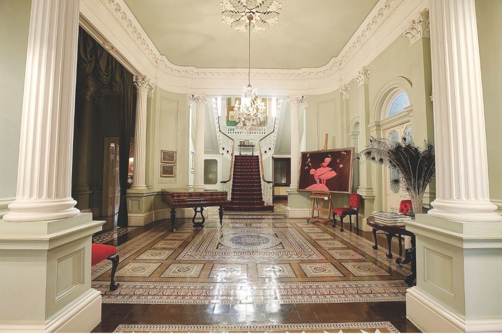 The house opens into a grand foyer. Photo: Christie's International