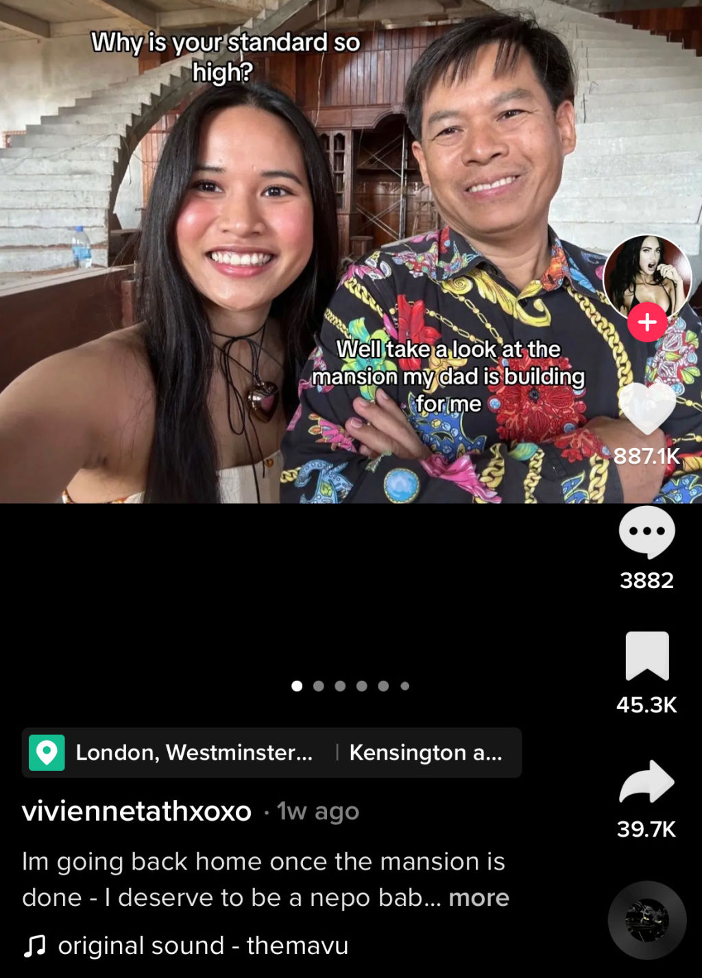 The young woman with her dad in the Tiktok video that went viral. Photo: Tiktok.com/@viviennetathxoxo