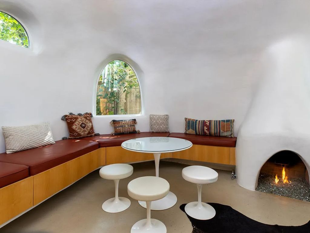 Organic curves characterise the interior. Photo: Zillow