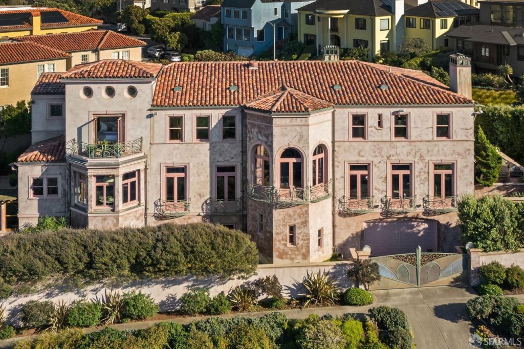 The 1926 San Francisco house has sold. Photo: Redfin