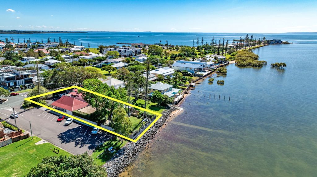 The Cleveland Courthouse: Historic views overlooking Moreton Bay up for grabs
