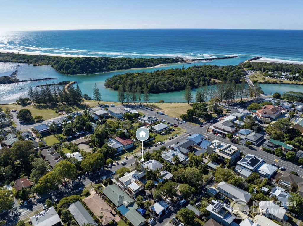 Work alongside the pristine waters of Brunswick Heads