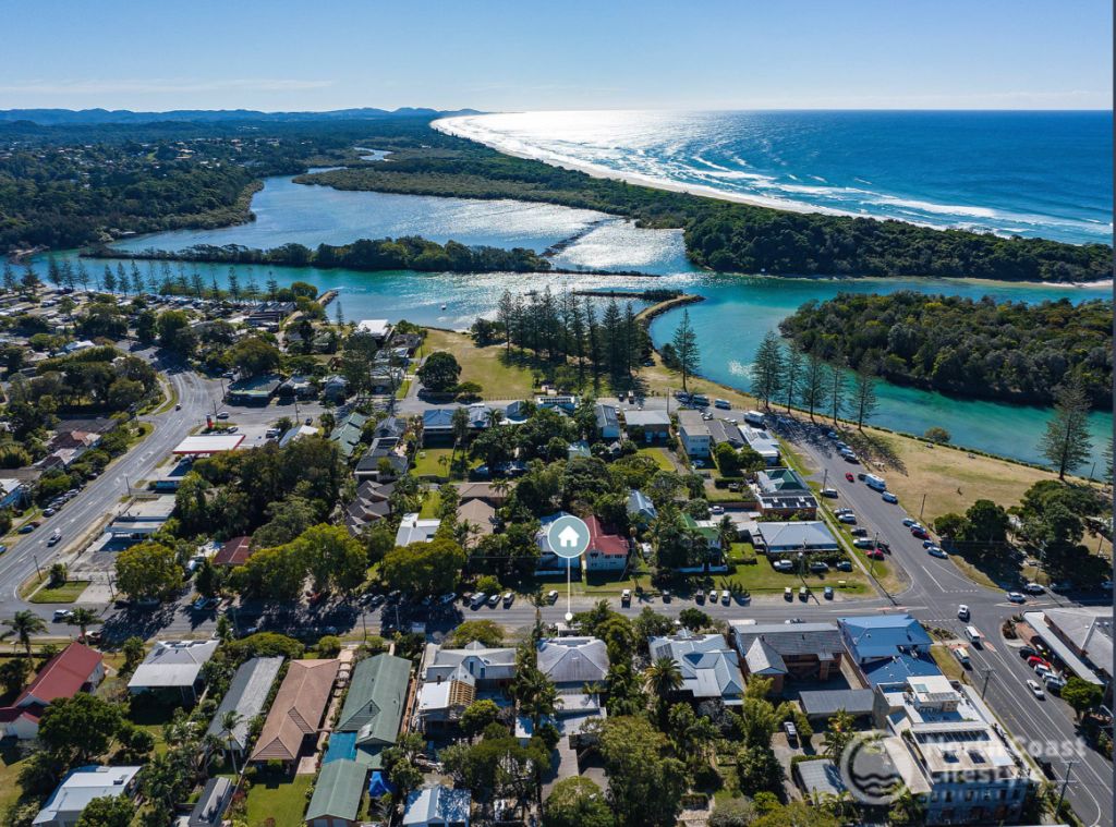 Work alongside the pristine waters of Brunswick Heads