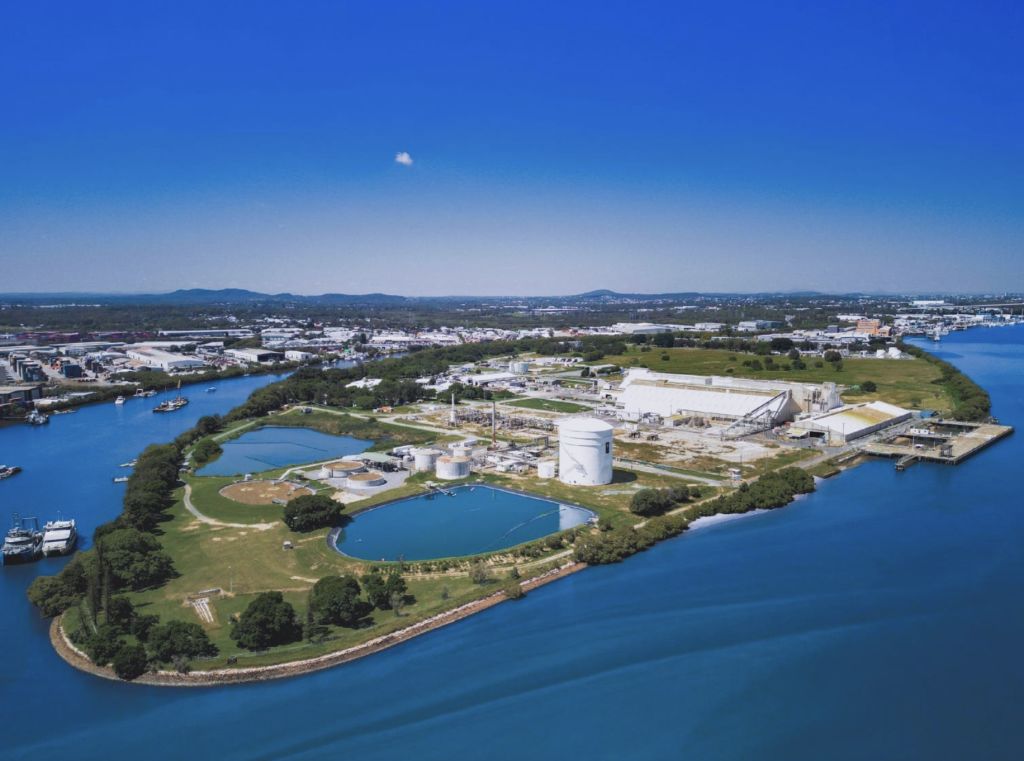 Gibson Island sale breaks Queensland record