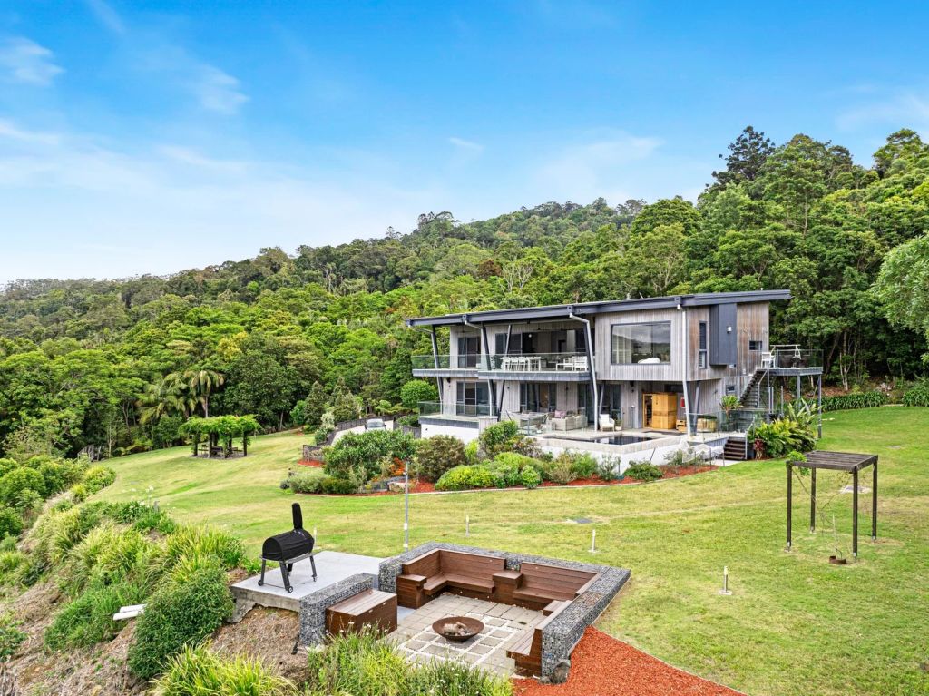 Crypto mogul Sydel Sierra lists Gold Coast hinterland property for over $4.8m