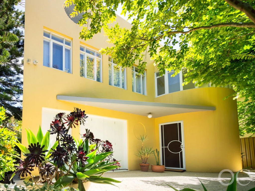 'It's very Hollywood': This Bauhaus-inspired property in Adelaide is generating worldwide interest
