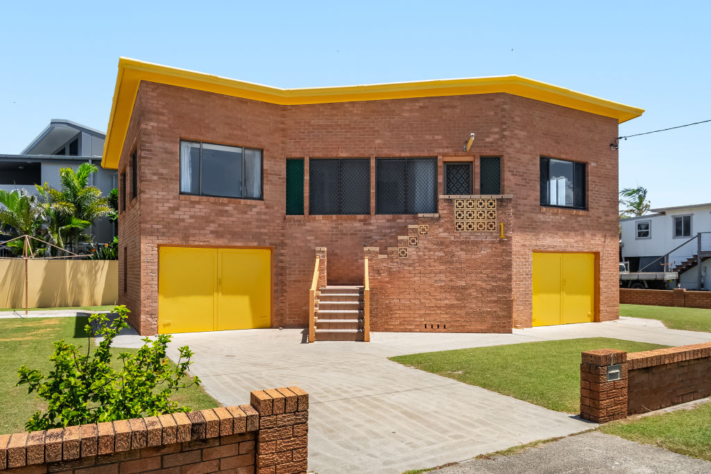 1950s beach house in Lennox Head hits market for $3m