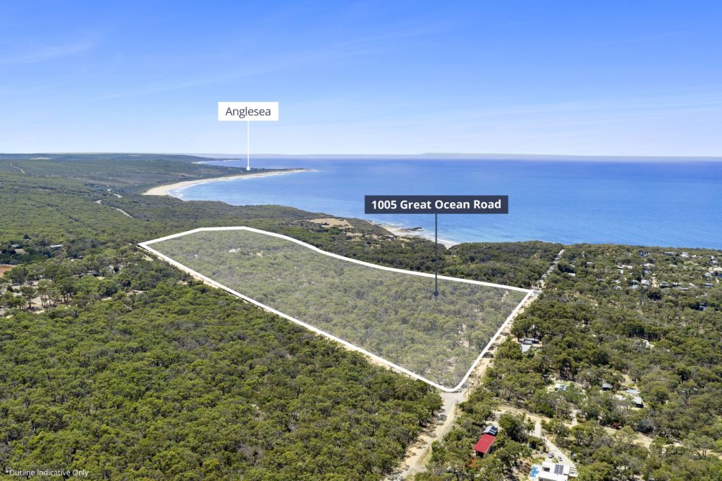 Major coastal landholding on Great Ocean Road hits market