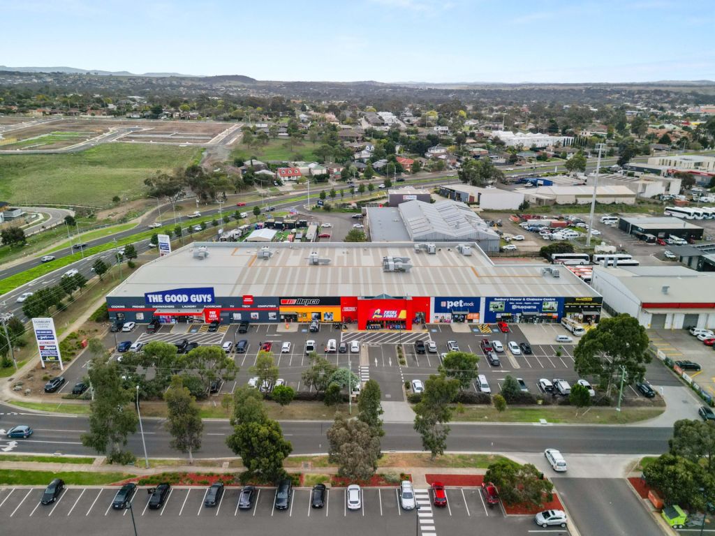 Sunbury shopping centre anchored by national retailers attracts strong interest