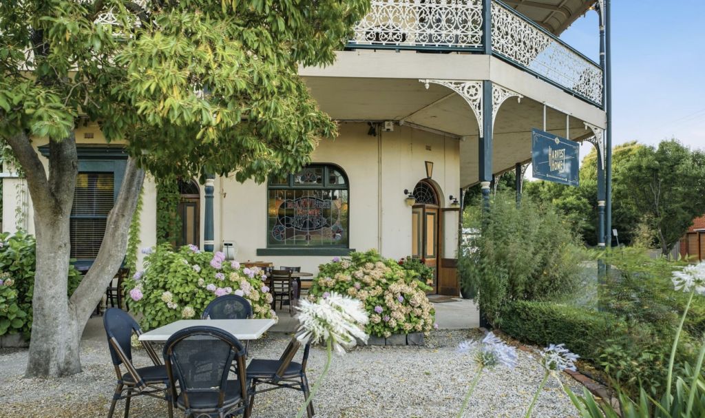 Ned Kelly hometown pub lists with $2.4m price hopes