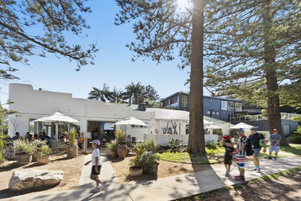 North Narrabeen waterfront cafe site listed with DA residence approval
