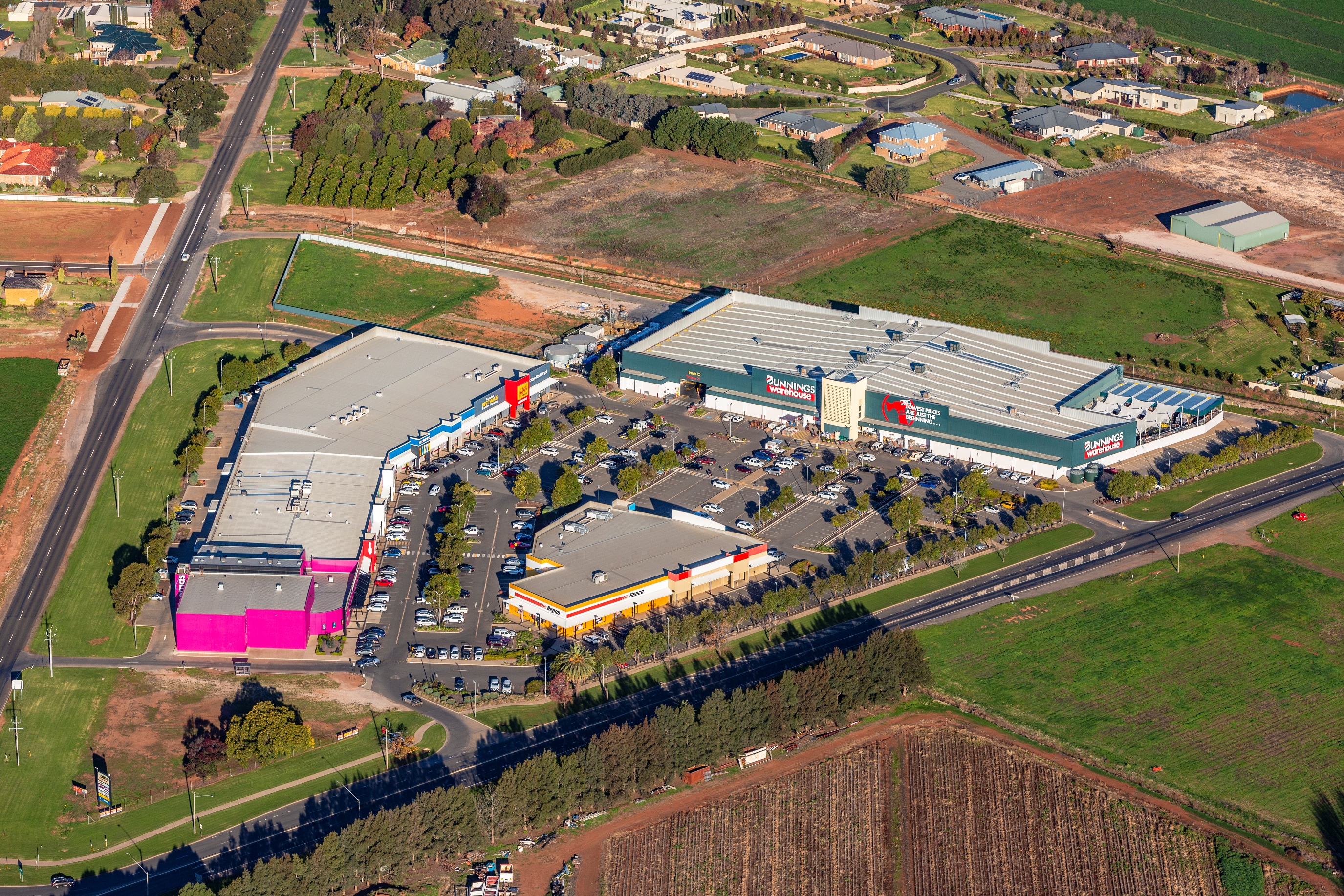 bunnings-warehouse-griffith-2